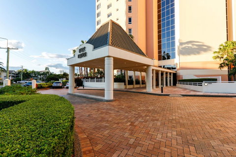 Belle Maison Apartments - Official - Holiday Find 19