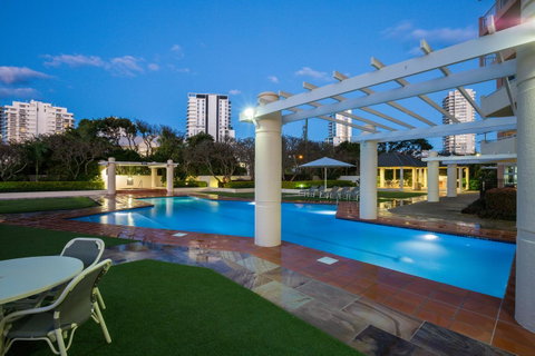Belle Maison Apartments - Official - Holiday Find 8