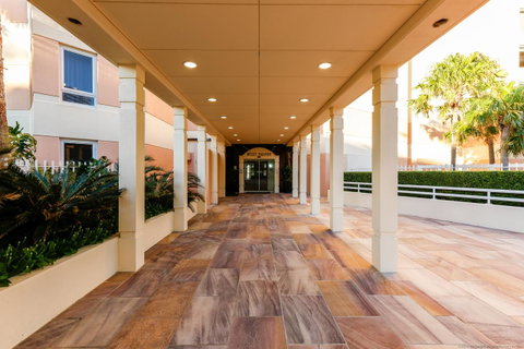 Belle Maison Apartments - Official - Holiday Find 22