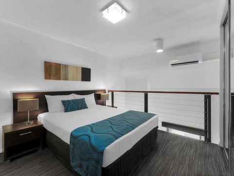 Central Brunswick Apartment Hotel - Holiday Find 17