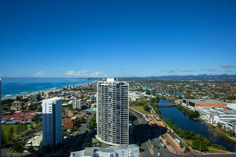 High Floor Ocean View Suites Broadbeach - Holiday Find 23