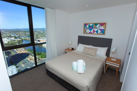 High Floor Ocean View Suites Broadbeach - Holiday Find 22