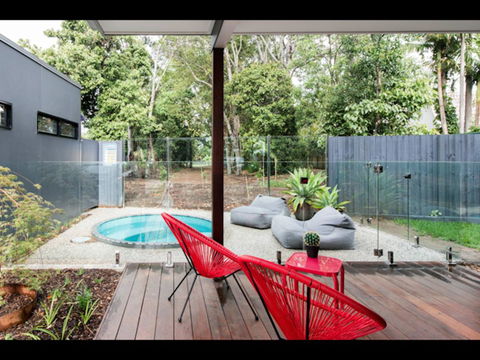 Sam's Buderim Mountain Guest House - Holiday Find 7