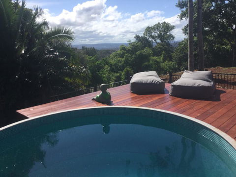 Sam's Buderim Mountain Guest House - Holiday Find 22