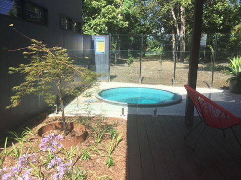 Sam's Buderim Mountain Guest House - Holiday Find 8