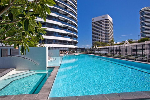 Oracle, 2 & 3 Bedroom Apartments - We Accommodate - Holiday Find 0