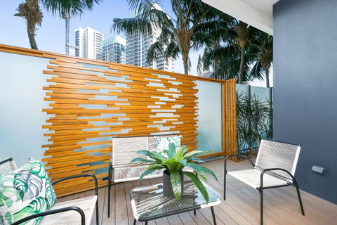 Oracle, 2 & 3 Bedroom Apartments - We Accommodate - Holiday Find 11
