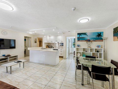 Enderley Gardens Resort - Holiday Find 11