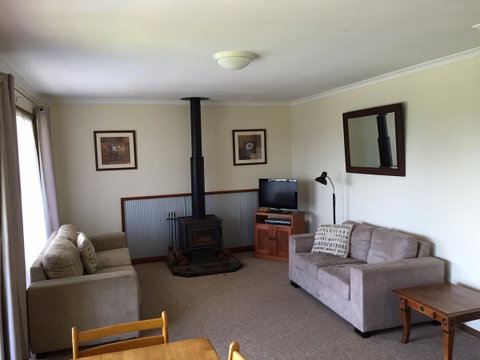 Montville Holiday Apartments - Holiday Find 19