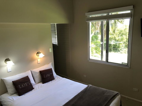 Montville Holiday Apartments - Holiday Find 11