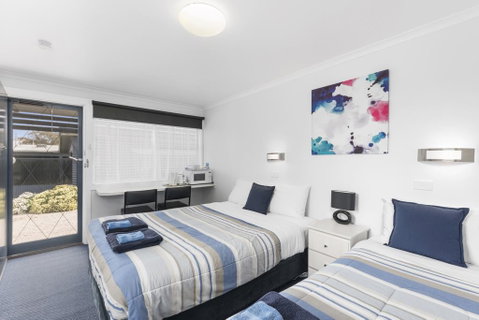 Wattle Grove Motel Maryborough - Holiday Find 3