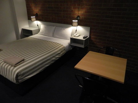 Werribee Motel And Apartments - Holiday Find 3