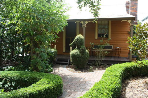 Westbury Gingerbread Cottages - Holiday Find 3