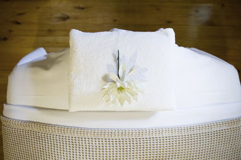 White Lotus Day Spa - Holiday Find 2
