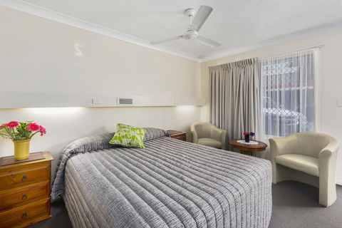 Whiteoaks Motel & Lodges - Holiday Find 3
