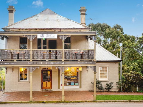 William Arnott Hotel - Holiday Find 0