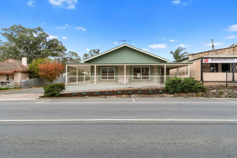 Williamstown Bed And Breakfast - Holiday Find 1