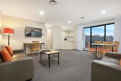 Wollongong Serviced Apartments - Holiday Find 3