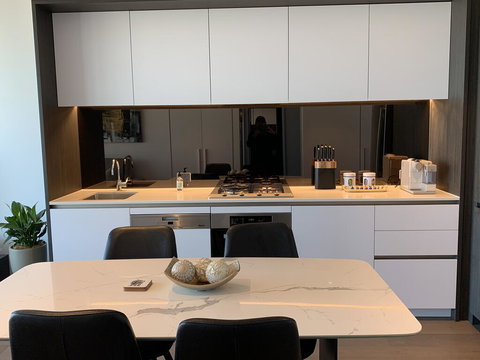 Xu's Residence@No.1 Collins Wharf - Holiday Find 2