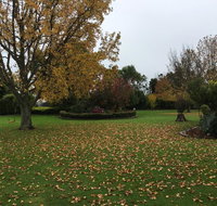 Yarragon Dairy Family Room - Holiday Find