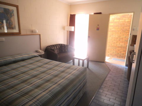 Yarragon Motel - Holiday Find 2