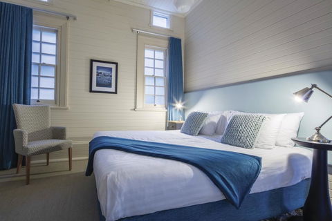 Yarrangobilly Caves House - Holiday Find 1