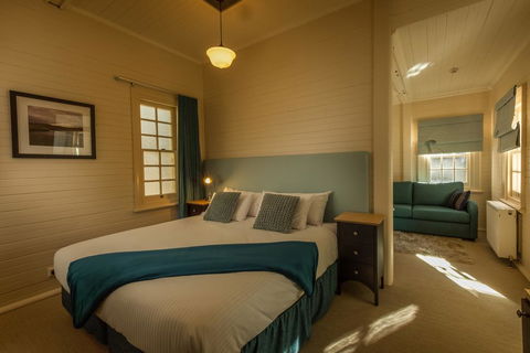 Yarrangobilly Caves House - Holiday Find 2