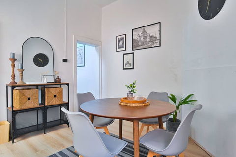 Your Home On Smith St Collingwood (With Parking) - Holiday Find 1