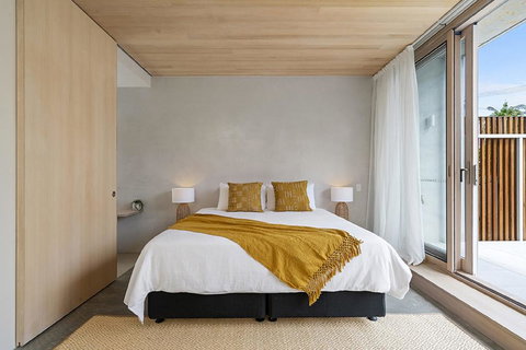 Your Luxury Escape - Driftwood Two At Clarkes Beach - Holiday Find 3