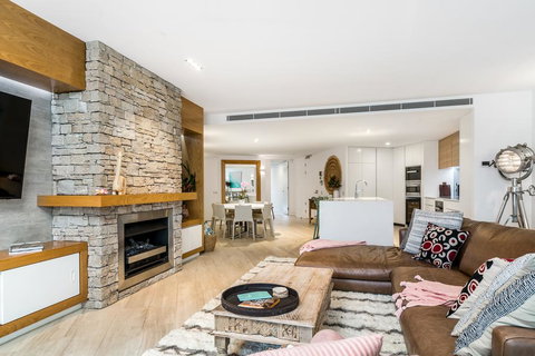 Your Luxury Escape - Ground Luxury - Holiday Find 2