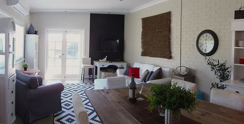 YSG The Edward Townhouse 155 - Steps To Town - Holiday Find 1