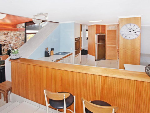 Yulunga 20 - 4 BDRM Canal Home With Pool - Holiday Find 3