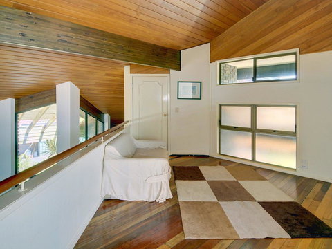 Yulunga 20 - 4 BDRM Canal Home With Pool - Holiday Find 1