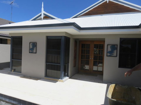 Yunderup Canal Getaway - Holiday Find 1