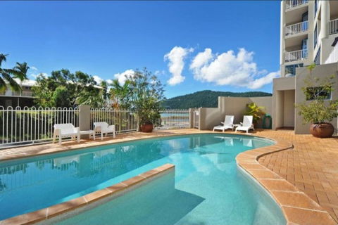 AirliediseNO Hills5min Walk 2 Port Of Airlie/Ferry TerminalWiFiNetflix - Holiday Find 2