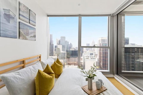 A Comfy 2BR Apt W City Views Near Southern Cross - Holiday Find 4