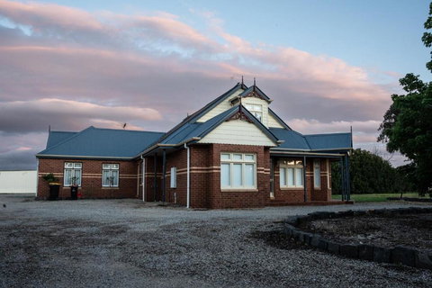 A Gem In Strathtulloh - Holiday Find 0