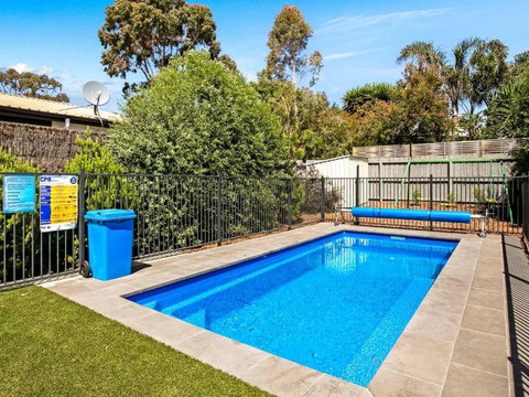 A Perfect Ten - Holiday Find 0