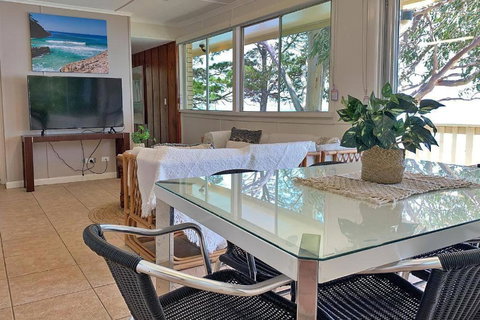 ALLIES PLACE - Holiday Find 3