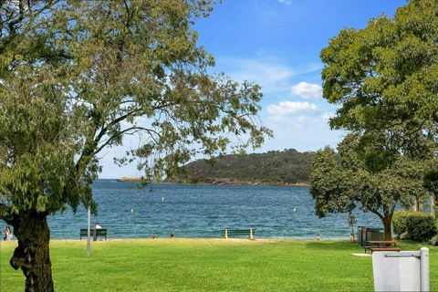 BALO1 - The Esplanade - Mosman - Holiday Find 0