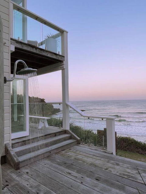 BAY PROPERTIES . Beach House Studio - Holiday Find 0