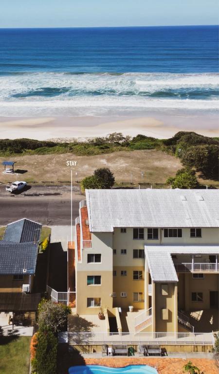 BAY PROPERTIES . Ocean Sounds - Holiday Find 3