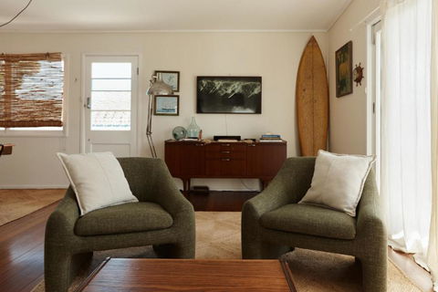 BAY PROPERTIES . The Sailors Upper Deck - Holiday Find 3