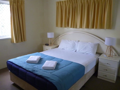 Le Lavandou Holiday Apartments - Holiday Find 12