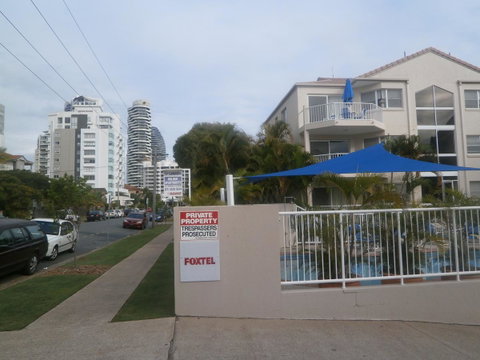 Le Lavandou Holiday Apartments - Holiday Find 25