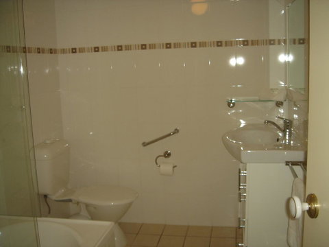 Le Lavandou Holiday Apartments - Holiday Find 31