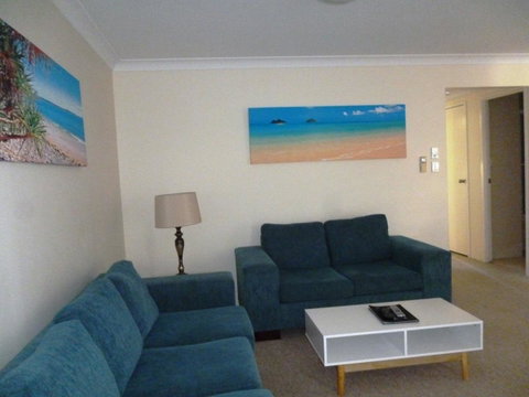 Le Lavandou Holiday Apartments - Holiday Find 21