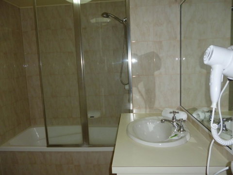 Le Lavandou Holiday Apartments - Holiday Find 19