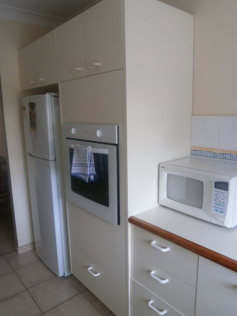 Le Lavandou Holiday Apartments - Holiday Find 34