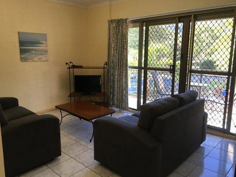 Whitsunday Waterfront Apartments - Holiday Find 24